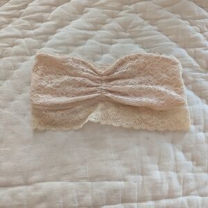 Aerie Lace Bandeau in Cream